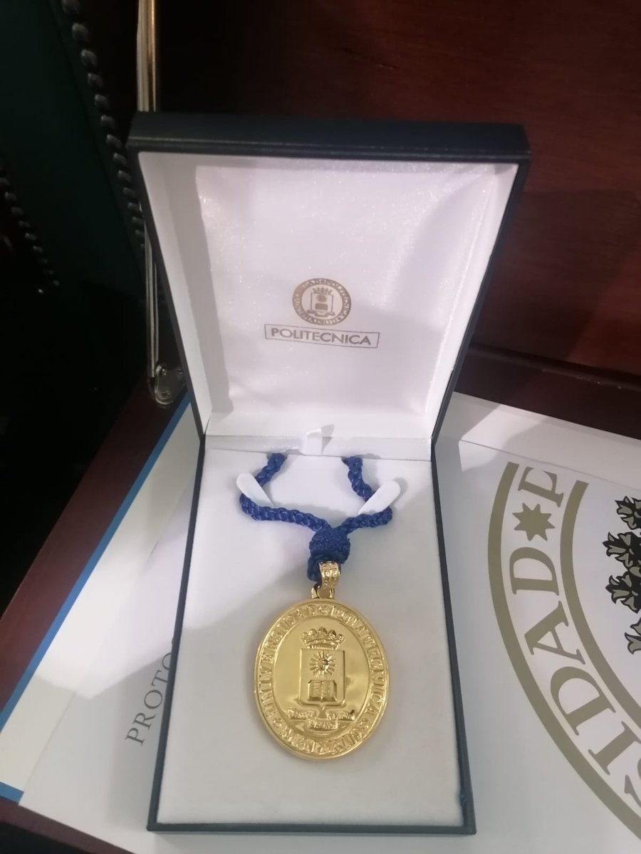 RSTI_UPM's tweet photo. Today took place the awarding of medals for having completed 25 years in the UPM , among which is our colleague @alvarez_campana. Congrats!! 😃👏🏽 

#somosUPM #25years @La_UPM https://t.co/SRQyF8el7H