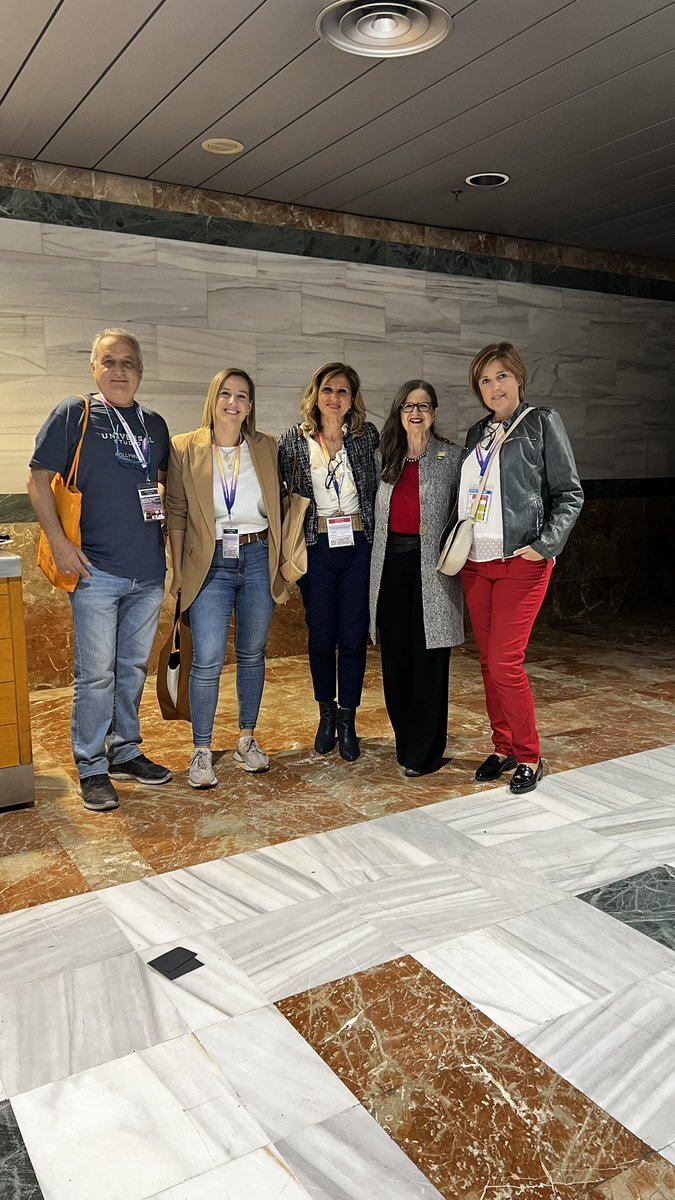 maite_lao's tweet photo. Un lujo poder disfrutar de una hermosa e ilusionante conversación con @DorisGrinspun en #asanec23 #faecap23 . Queremos ser Distrito #BPSO .Tras 2 convocatorias fallidas, la próxima es la nuestra!Tenemos ganas,tenemos profesionales, tenemos infraestructura y apoyos @SaludAPGranada https://t.co/gCDEy1UqEb