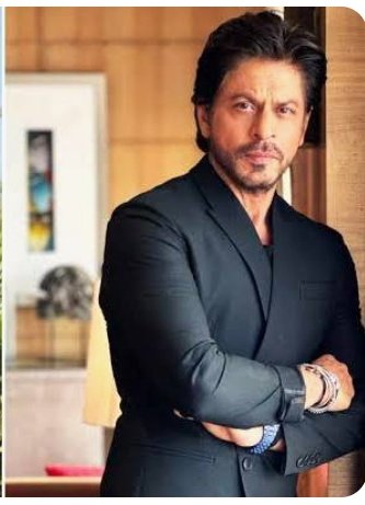 crayzeofshah24y's tweet photo. @iamsrk #GoodMorningEveryone #SRKians And my Beauty #ShahRukhKhan𓀠 ❤🙏 with my dear Son #Merouane https://t.co/t9ZDtPOaRV
