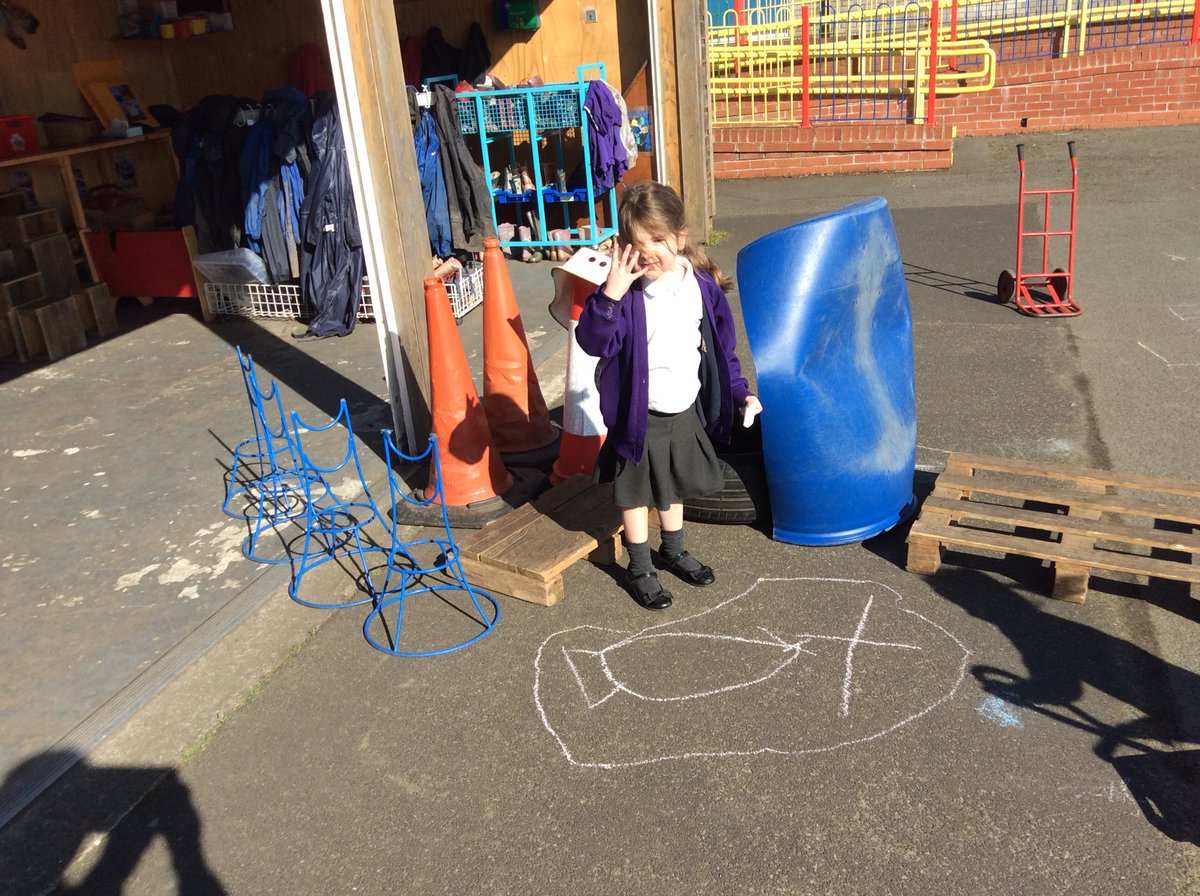 GarswoodNursery's tweet photo. Our outdoor provision this morning 💜 #qualityresourcesmeanqualityoutcomes #independentchoice https://t.co/b13OpsB7w5