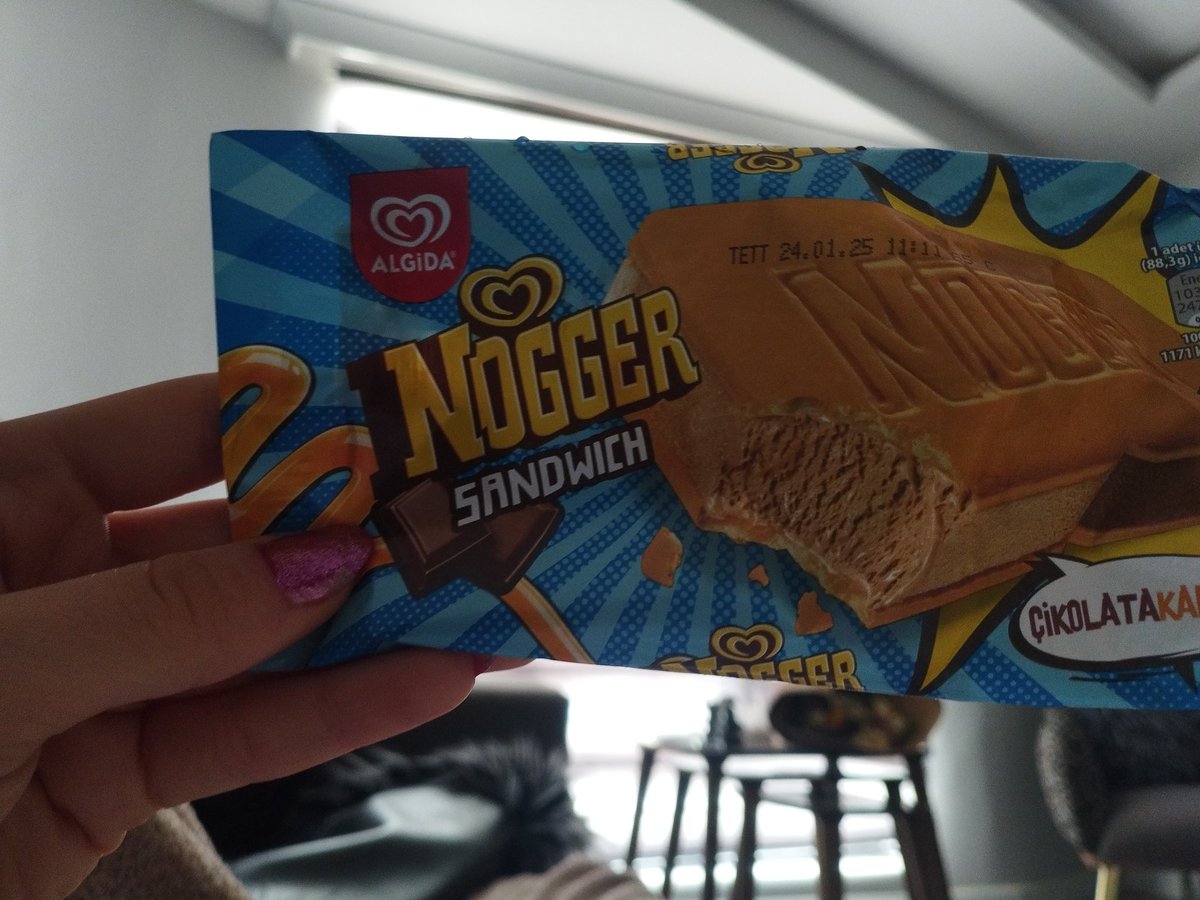 celikzynp9's tweet image. Az önce buna 20 lira verdim #algida