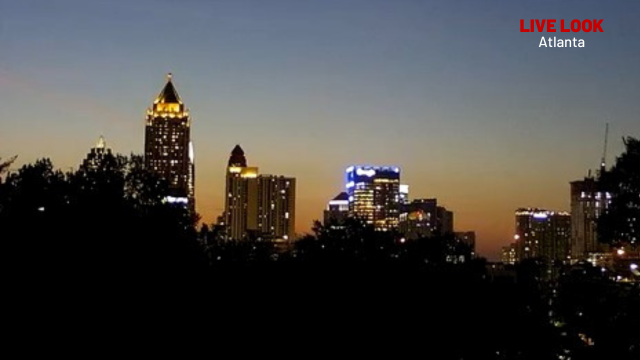 ATLNewsFirst's tweet photo. Expect another beautiful day today, but changes are around the corner. >> https://t.co/EK6MTHjqvV #FirstAlertATL https://t.co/dX9EuHkSOh