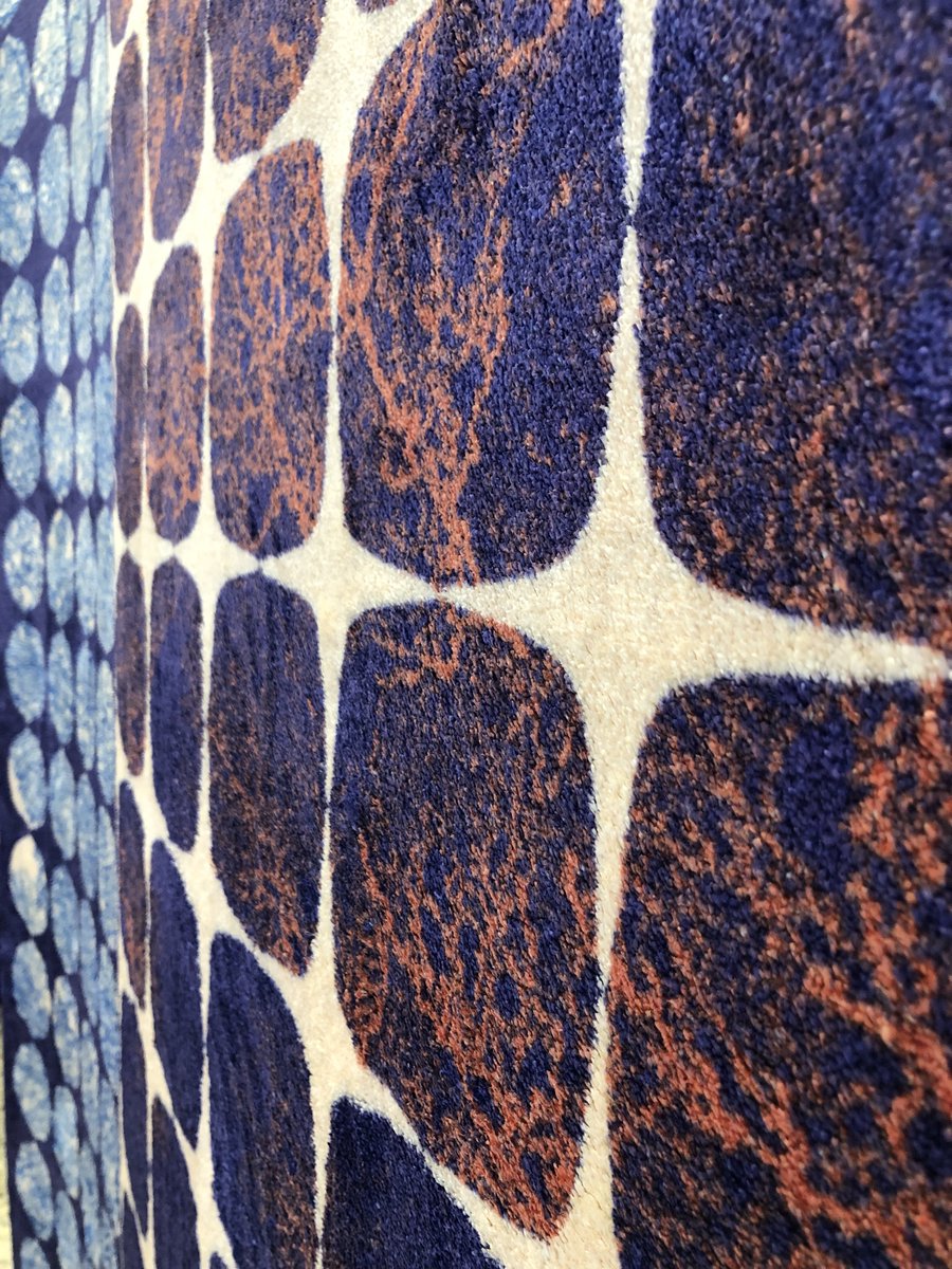 enrico_penzo's tweet photo. gm! a detail of recurrent #000 physical rug https://t.co/YRhTcqgs04
