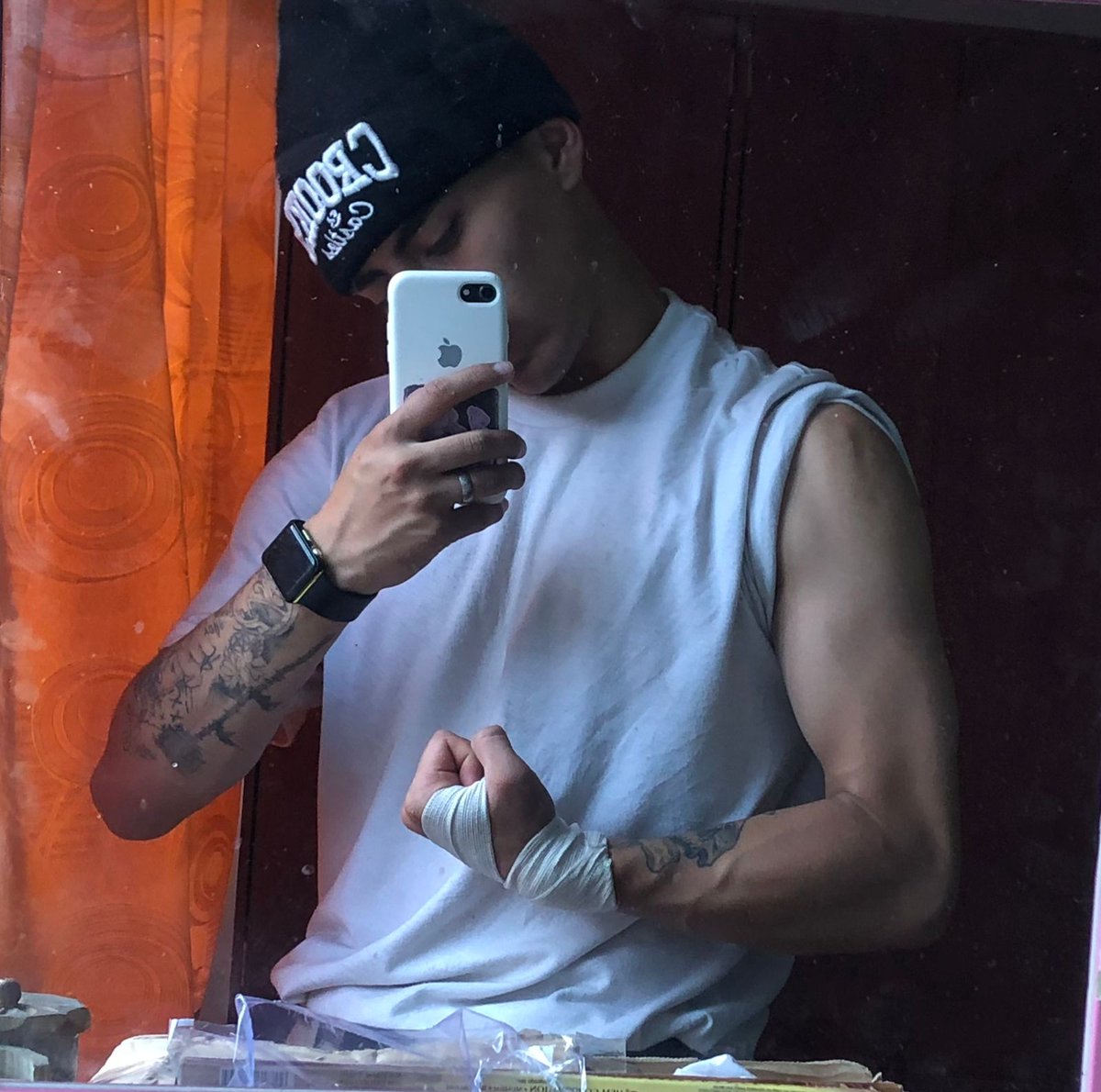 aresblack_xxx's tweet photo. Y si nos escapamos? 😏‼️
- - -
#onlyfanscreator #onlyfanspage #fansignsonly #onlyforfans #fanslybabe #newpost #newpost📸#newpostalert #newposttday #newposter #adultcontent #adultcontents #adultcontentonly #sigueme #siguemeahora #sigueme👈 #bulge #bulgegay https://t.co/gEyz2VLEYa