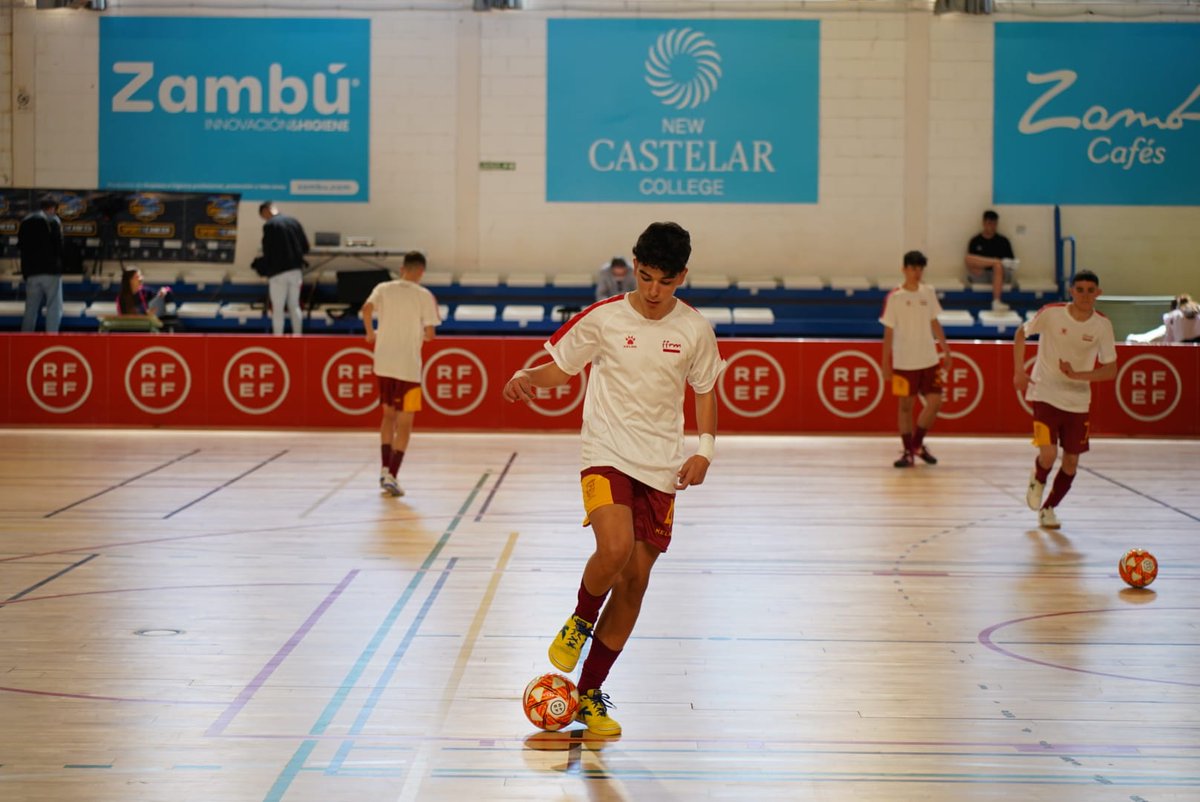 ffrm_se's tweet photo. 💪 ¡VAAAAAAMOS CON TODO! 💪
#FFRM 🆚 #FCAT | 12:45h. | 📽️ https://t.co/Dn4M4Pyd4G
#VamosFFRM / #InfantilMascFS https://t.co/QoGEdRfcA4
