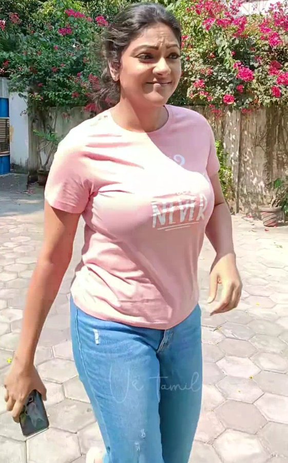 FuJrzPeX0AEJJEf?format=jpg&name=900x900