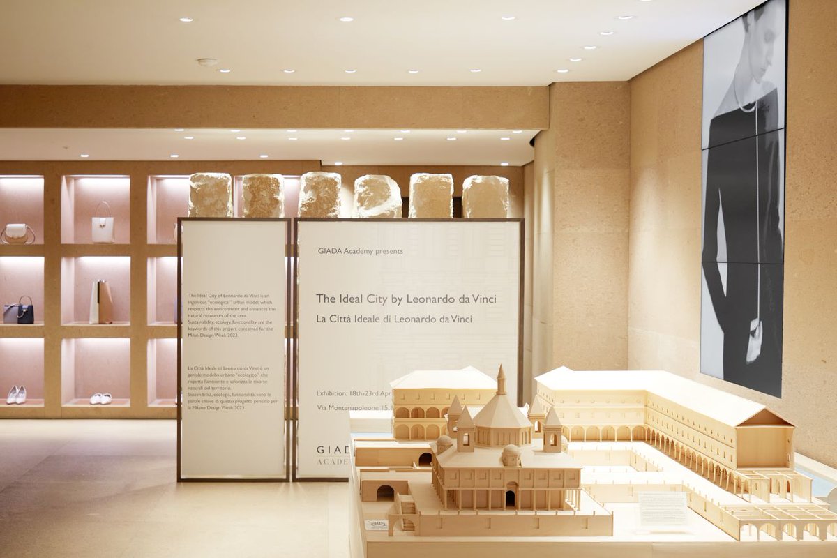 CineseItalo's tweet image. La mostra &quot;The Ideal City by Leonardo da Vinci&quot; è visitabile fino al 23 aprile, dalle 10.00 alle 19.00, negli spazi dello store GIADA in Via Montenapoleone 15.

#Sostenibilità #ecologia #funzionalità sono le parole chiave di questo progetto pensato per la #MilanoDesignWeek2023