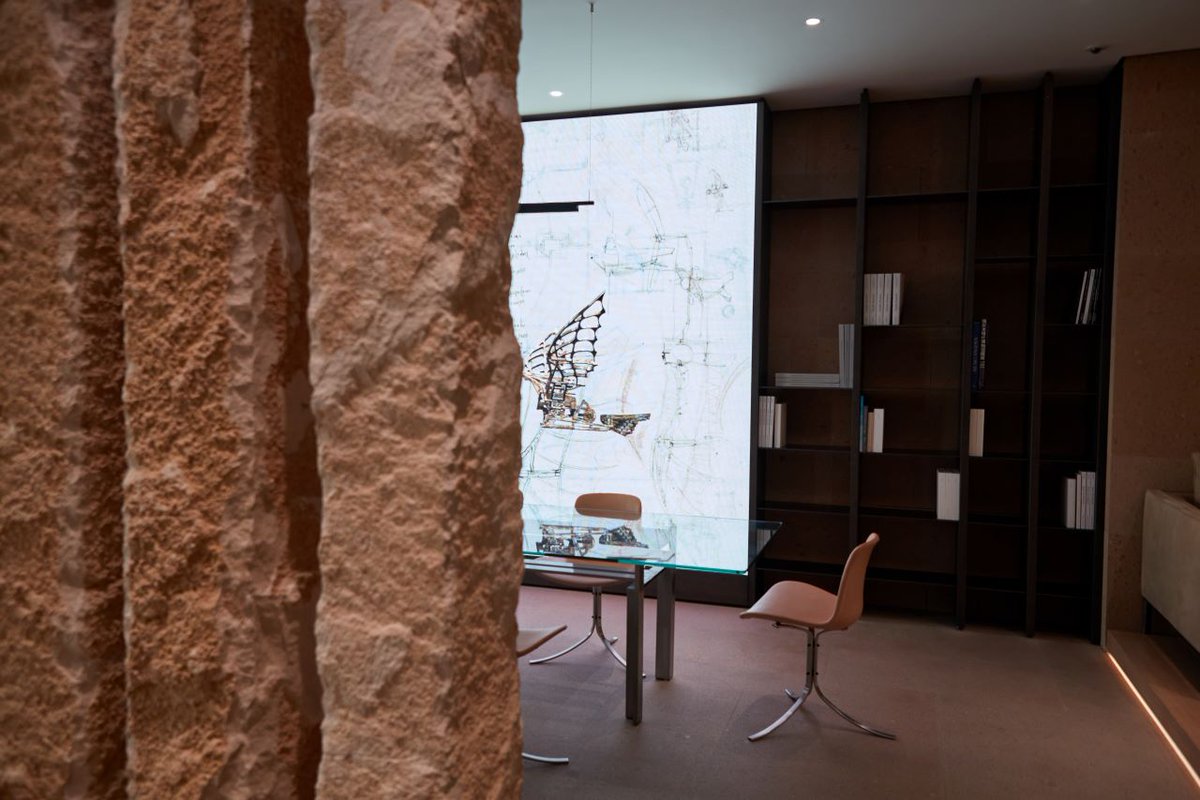 CineseItalo's tweet image. La mostra &quot;The Ideal City by Leonardo da Vinci&quot; è visitabile fino al 23 aprile, dalle 10.00 alle 19.00, negli spazi dello store GIADA in Via Montenapoleone 15.

#Sostenibilità #ecologia #funzionalità sono le parole chiave di questo progetto pensato per la #MilanoDesignWeek2023