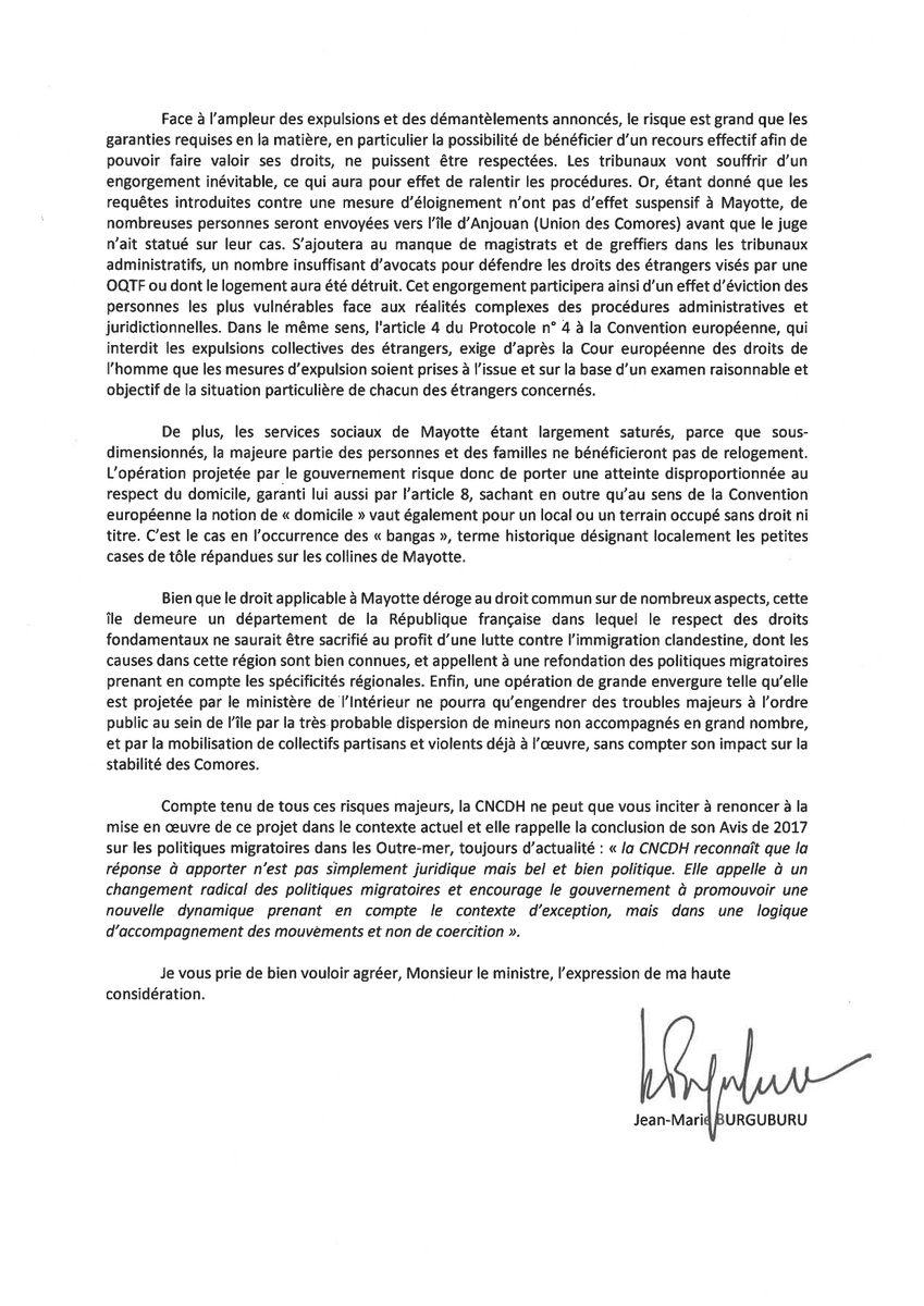 CNCDH's tweet photo. #Mayotte Opération #Wuambushu 

La #CNCDH dénonce une opération qui viole les droits fondamentaux des personnes expulsées et qui est contraire aux engagements internationaux de la France en matière de respect des droits humains. 

👉 https://t.co/iv4akurt2l https://t.co/bOOjLtYeGY
