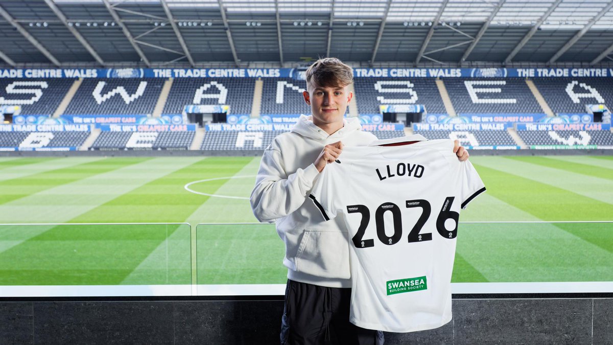 Swansea City midfielder Ben Lloyd has signed a new contract to keep him at the club until the end of June 2026 ✍️

One of our own, <a href="/benlloydd8/">Ben Lloyd</a> 🖤🤍

👉 bit.ly/41NpdkF