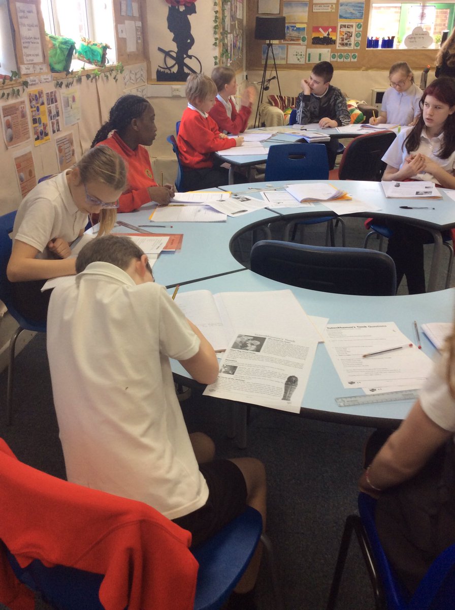 Chestnut_yacad's tweet photo. Heavy on the comprehension in Chestnut class. https://t.co/u8clp1ukK8