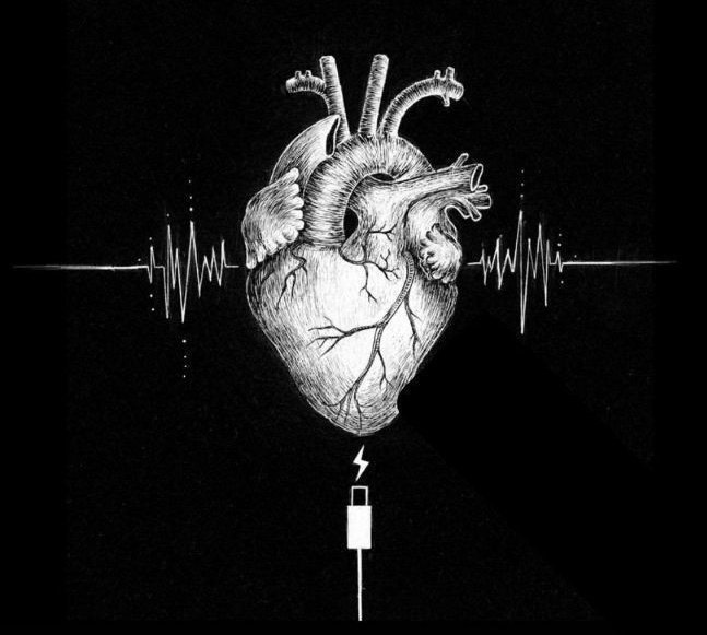 MyAlternativeU's tweet photo. CHAINED HEART  [LISW S2] 

A #Michaeng AU wherein Maria Venice "Mavy" Meloxicam accidentally bumped Chandria Amaterasu Son's car on her way to the University. 

What if she falls in love with the woman who's still chained on her dream? https://t.co/vcDvpHvCmg