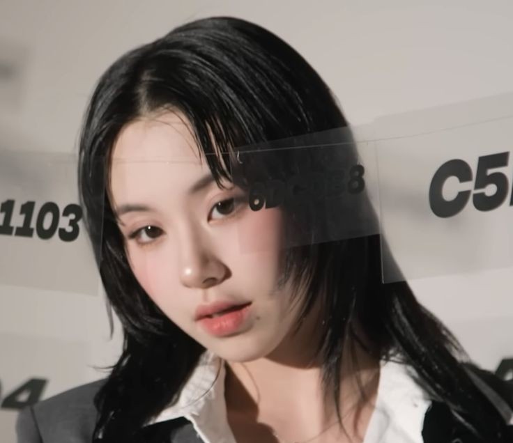 MyAlternativeU's tweet photo. CHAINED HEART  [LISW S2] 

A #Michaeng AU wherein Maria Venice "Mavy" Meloxicam accidentally bumped Chandria Amaterasu Son's car on her way to the University. 

What if she falls in love with the woman who's still chained on her dream? https://t.co/vcDvpHvCmg