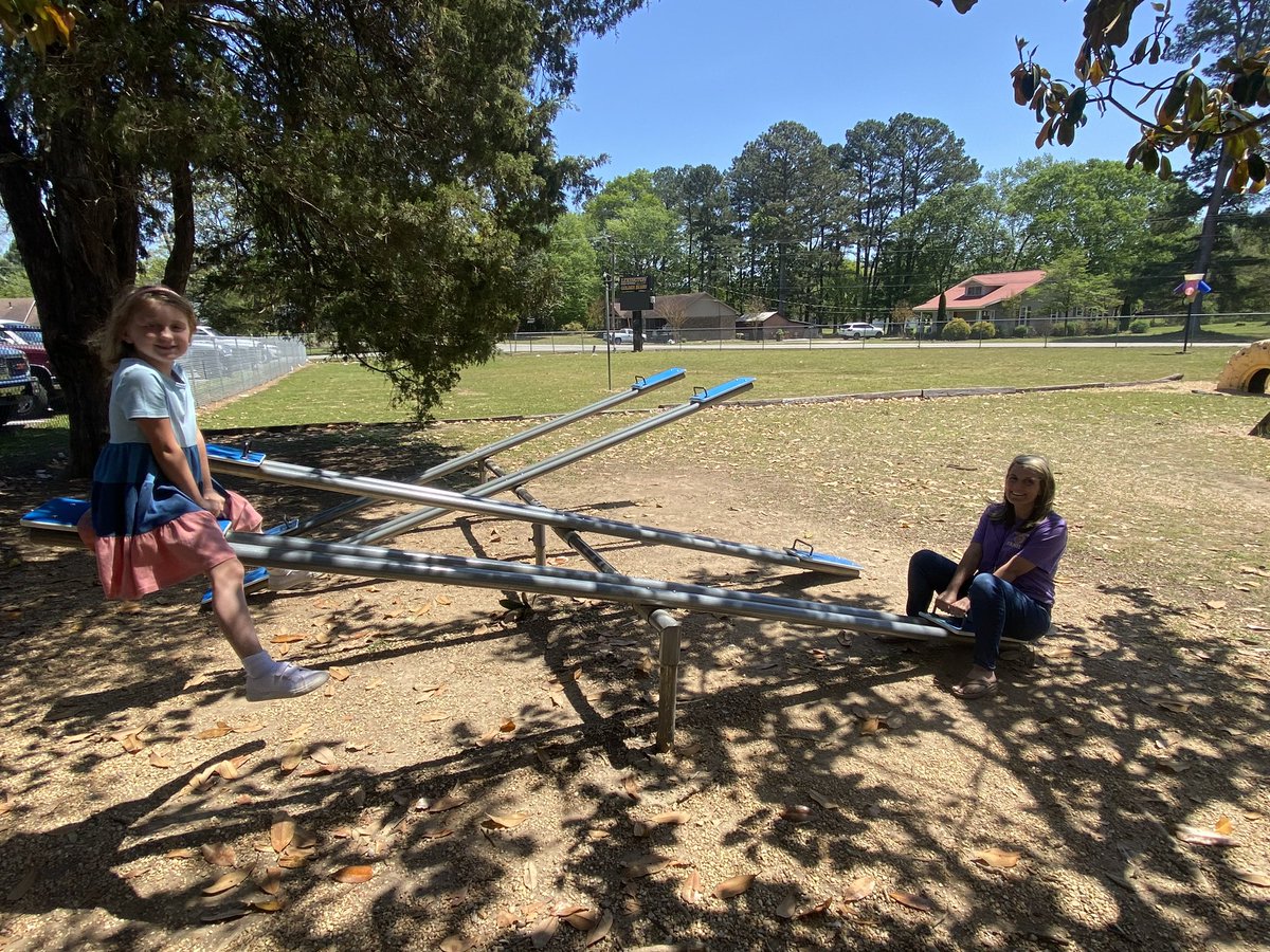 Ashley Robison tweet media