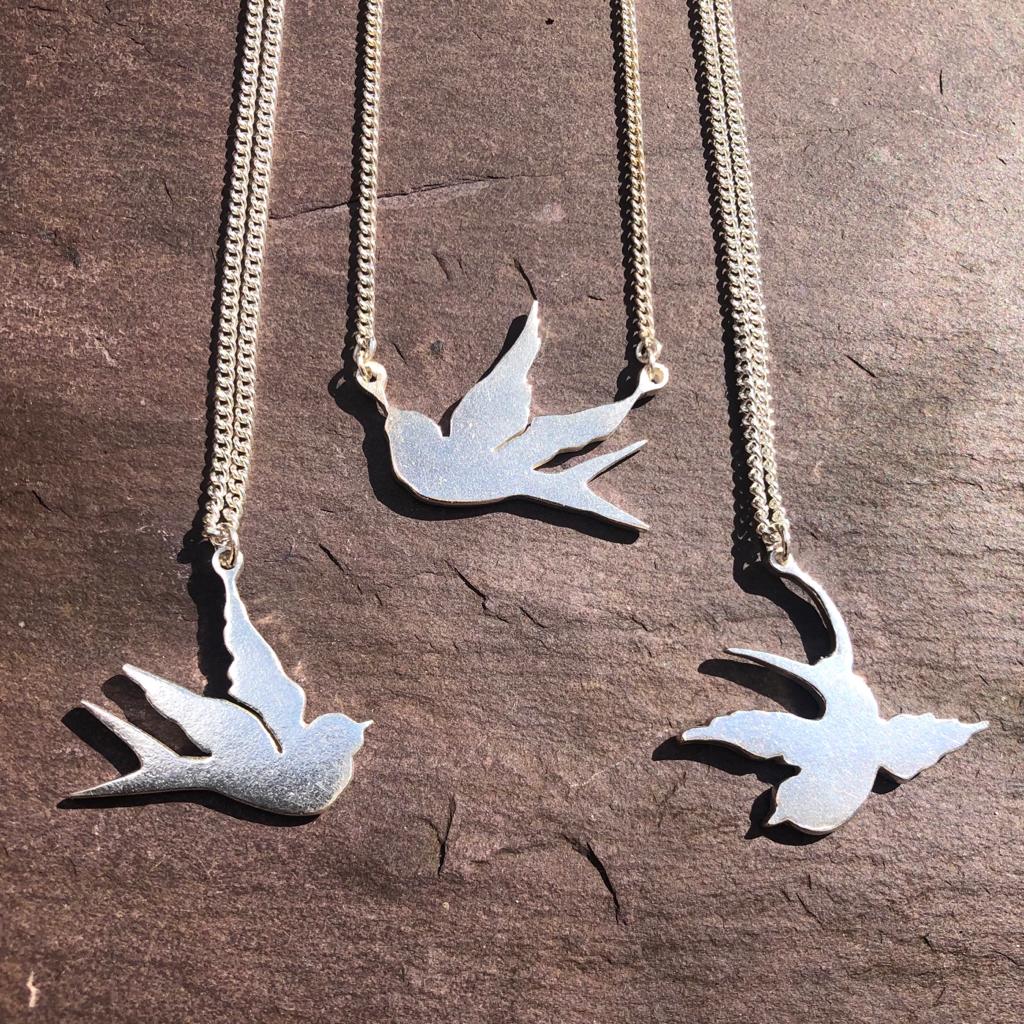 🙌🏾Big shout out to all our wonderful supporters and donors who have helped us reach the half way point!

Remember new perks keep getting added so have a look, donate and grab yourself something special like these handcrafted recycled silver swallows

chuffed.org/project/bright…