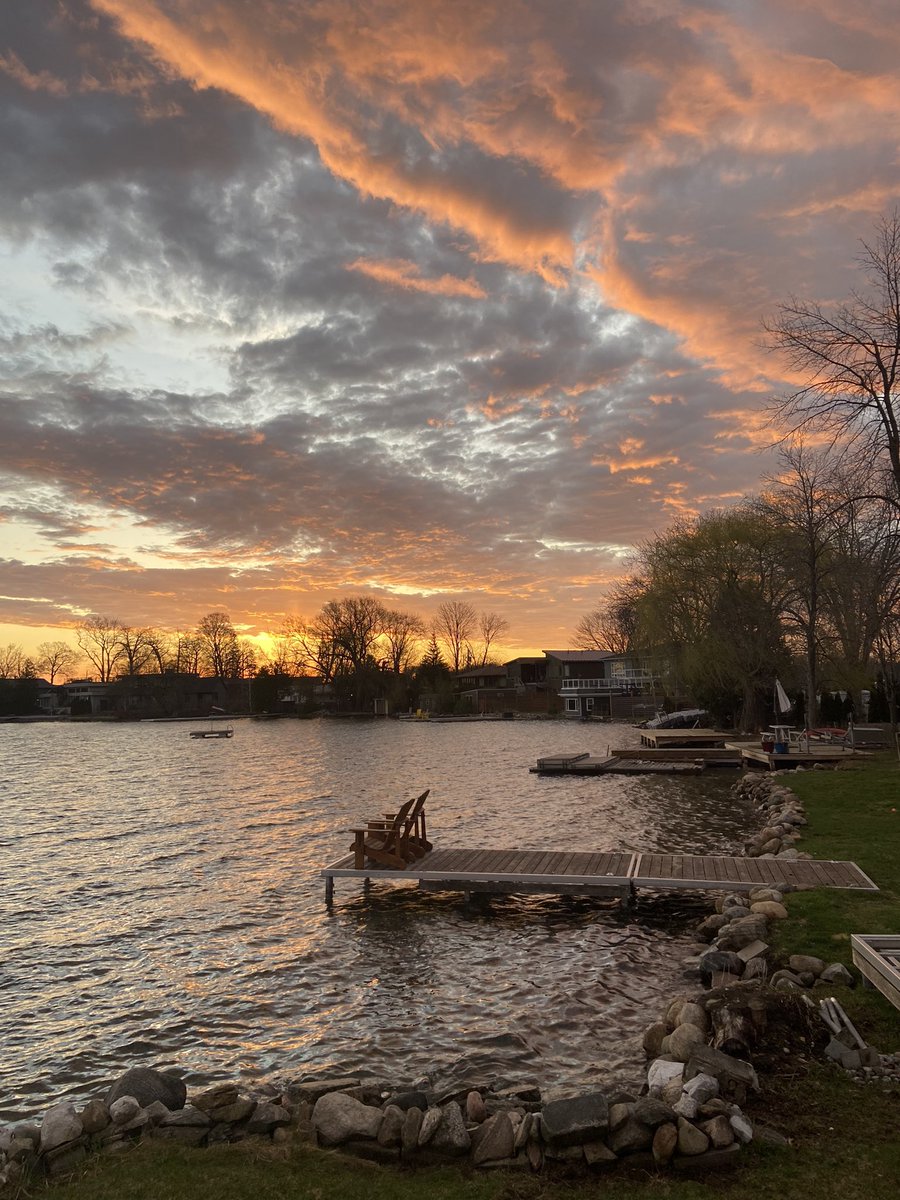 StreetsAlive_Pr's tweet photo. Morning has broken 
@RTO7Connection 
@simcoecountyTSC 
@cityoforillia https://t.co/cRAXDJwGQL