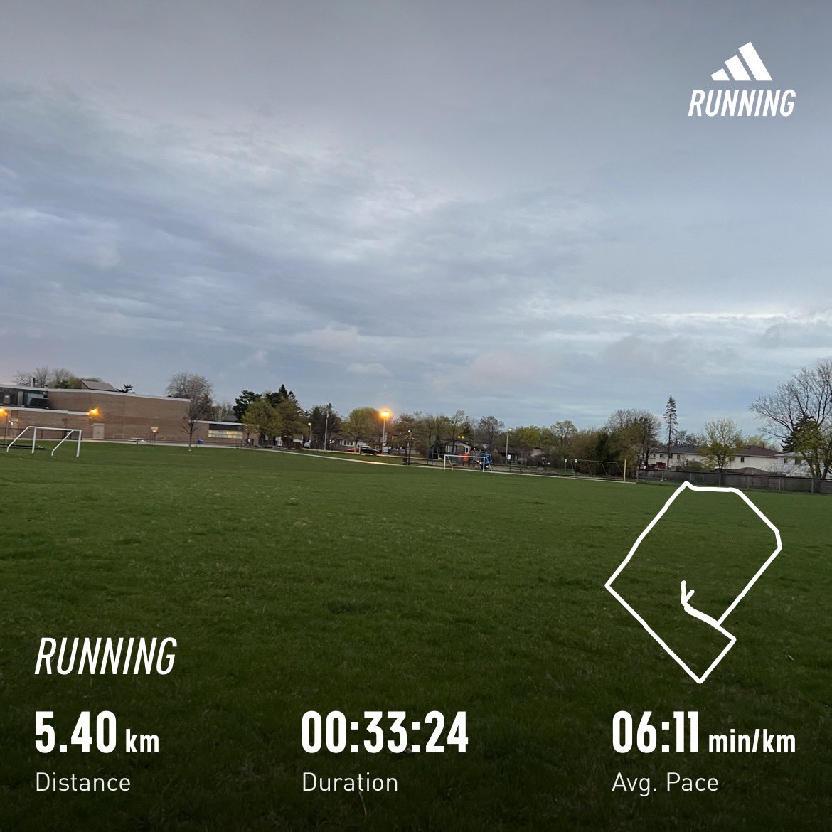 kunrup's tweet photo. Thursday morning run 🏃‍♂️. Easy 5 K. Drizzling out and still a bit cold. -3 with wind chill.
#Brampton ##stayactive #staymotivated #run #running #runnersdiary https://t.co/V72zCsnCYi