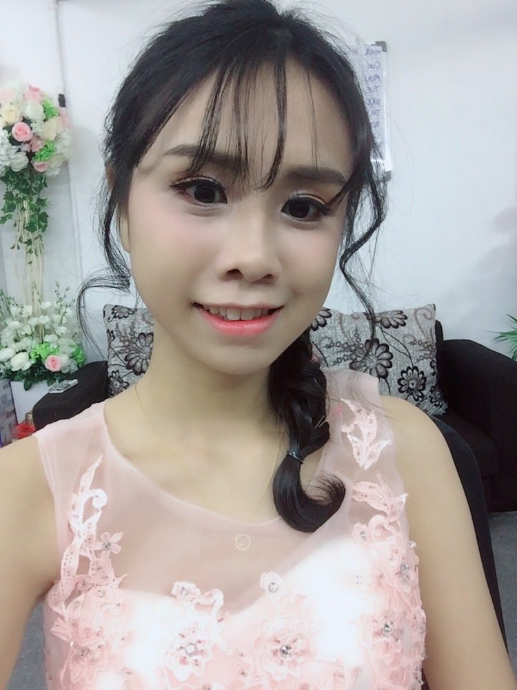 AbbyAT's tweet photo. iPhone6的年代 https://t.co/PbhJedvD9U