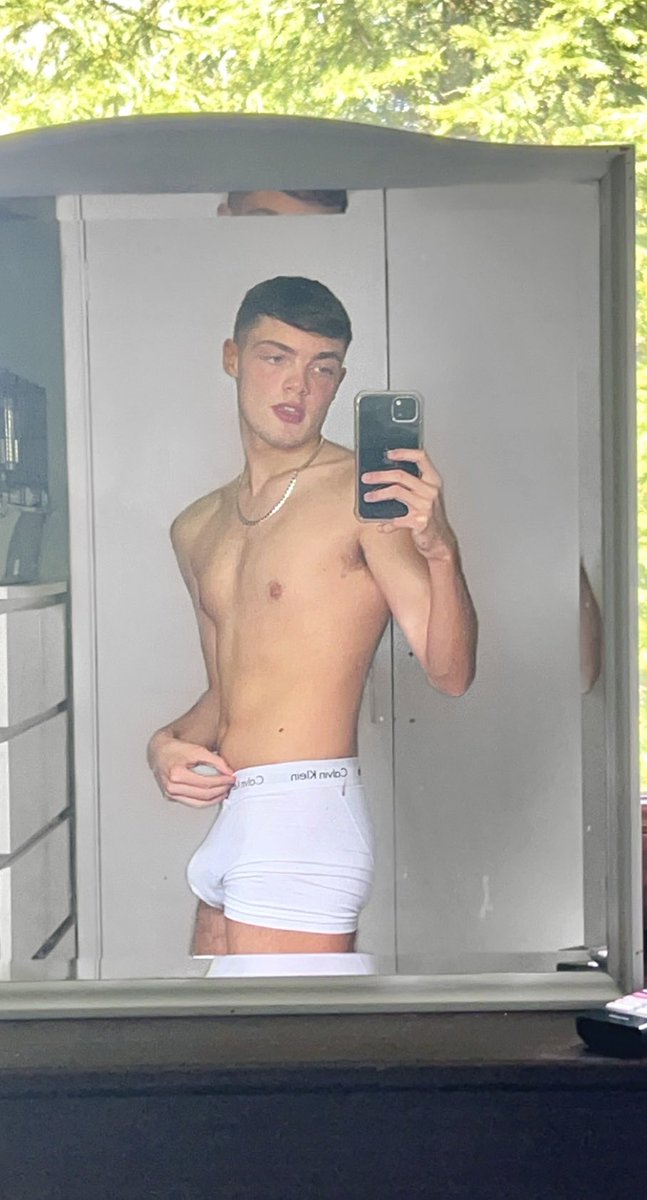 hornyglasgboy's tweet photo. Tops RT;) https://t.co/md6DuqIndi