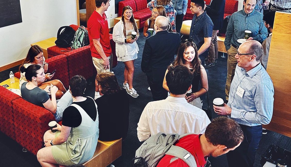 jason_fine's tweet photo. Incredible honor and joy to return to alma mater, @DickinsonCol, to celebrate 25th anniversary of Intl. Bus. &amp; Mgmt. major! 

Leaving campus left me energized about future of College, department, &amp; these future leaders of tomorrow! 

Beyond Dickinson Proud!
 
#dsonproud #dsonalum https://t.co/5xXqkWnPak
