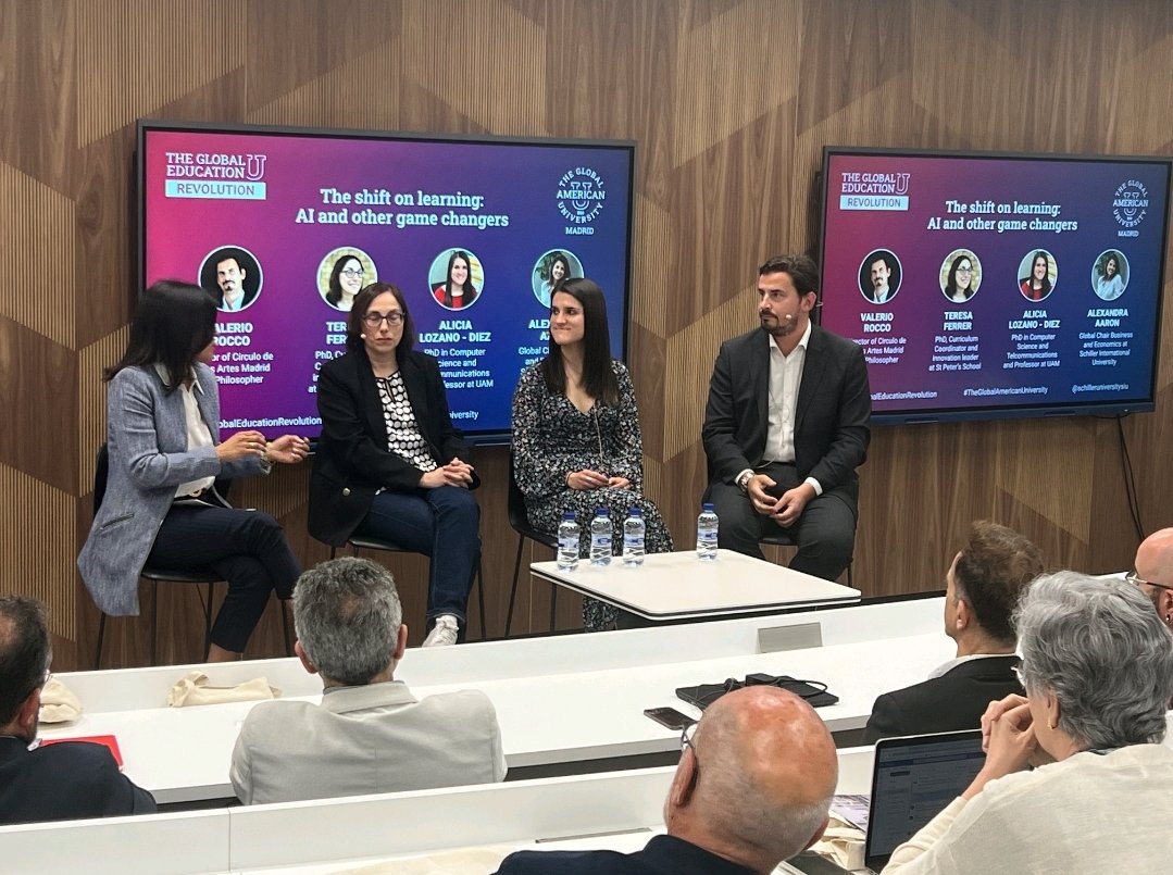 Valerio Rocco Lozano tweet media