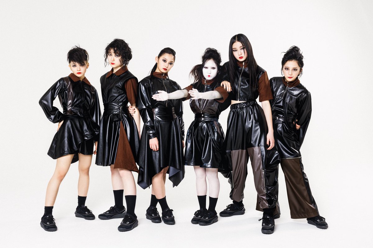 TOGGY_MEISHO's tweet photo. 新体制のアー写公開されました！！！！
改めてこれからBiS頑張っていきます！
よろしくお願いします！！！
#BiS新時代 https://t.co/wxBHBcae4I