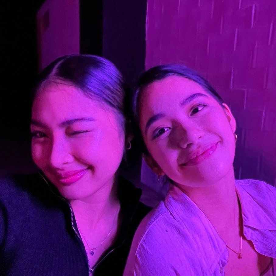 mikhapogi's tweet photo. happy birthday to my colaiah baby, A! im thankful i found a friend in you. salamat sa chika and for always checking up on me. pwede ka rin sumandal kay ate, oki? #HappyADay!:) https://t.co/PtAlIlOI9Z