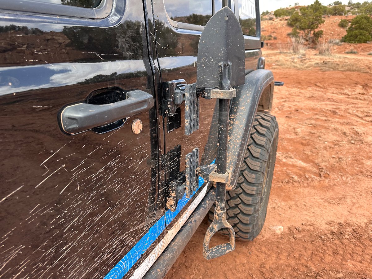 Now with MachBuilt Mach Grip you can safely store your gear without taking up space inside adventure vehicle!

Follow us for more ways to use a product!

#machbuilt #mountingsolutions #offroadaccessories #4x4 #AdventureVehicles #overlanding #overlandlife #trailrated #moabejs2023