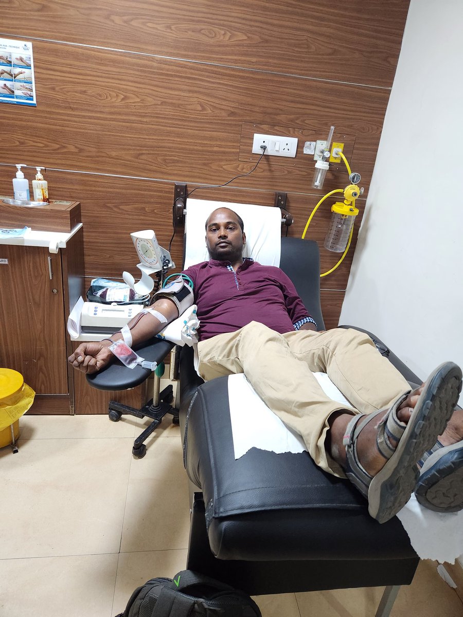 RatnRajiv's tweet photo. On mother's bday, donated blood for the 31st times. 

#BloodDonation #Turned31 https://t.co/h3Rlar7MvF