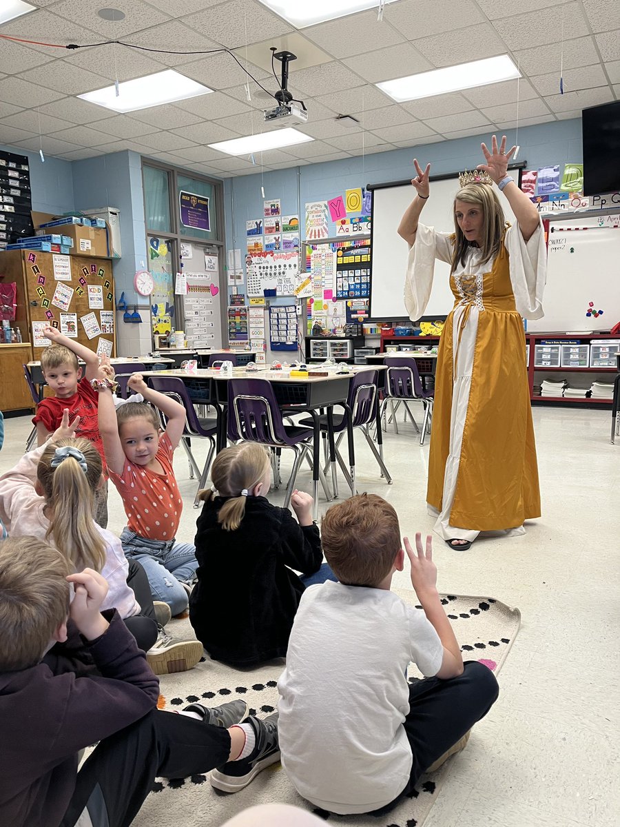 Ashley Robison tweet media