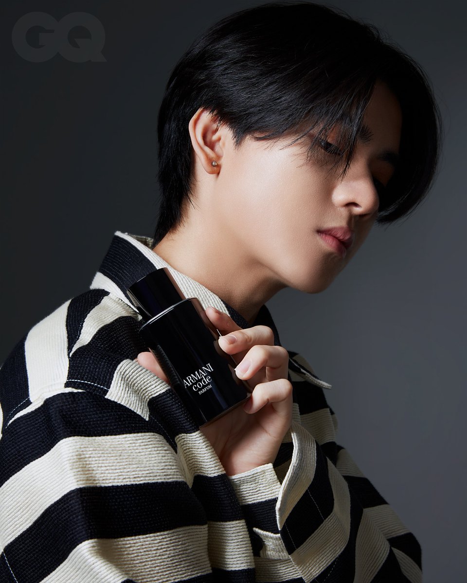 yorch_ent's tweet photo. 🫶😉

#Yorch_Yongsin  
#YorchEntertainment 
#ARMANI #ARMANICODE 
#ARMANICODEPARFUM 
#ARMANICODETH
#GQThailand https://t.co/Lh2vyyslH8