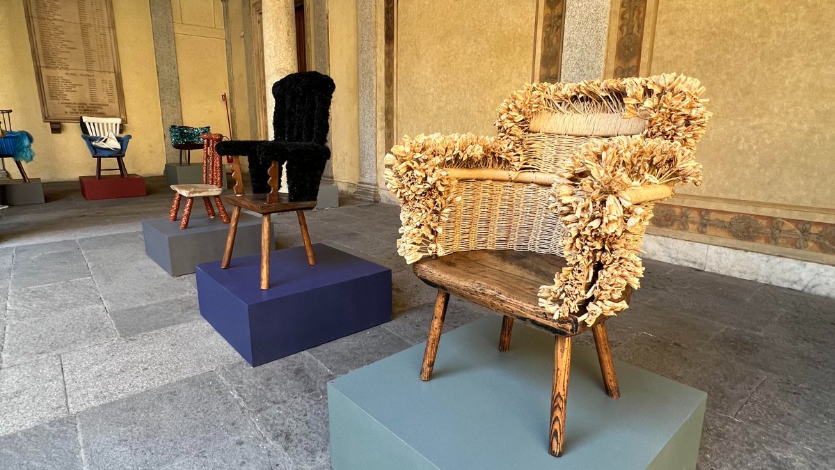 nayom1___'s tweet photo. From mind-bending sofas to disco ball egg-shaped seats &amp; statues, day 3 of Milano Design Week was all about bending the norms of spatial perception🌀

#milandesignweek2023  @another1_io  @LoeweOfficial  @triennalemilano https://t.co/1zVgASkN7y