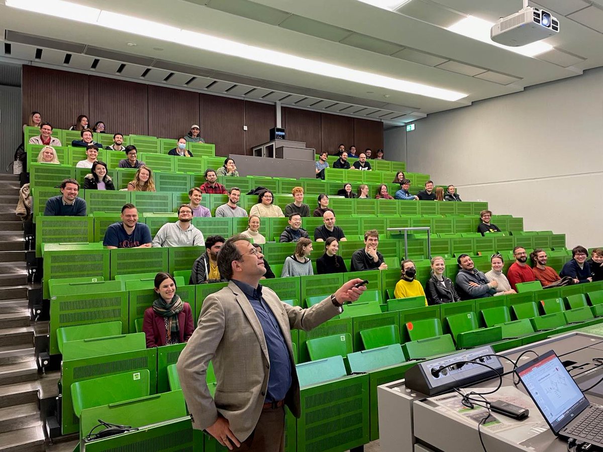 Yesterday, we heard a great talk of Prof. Michael Mastalerz <a href="/michaelmastale4/">michael mastalerz</a> from Heidelberg in our @GRK2376 Colloquium held <a href="/TU_Dortmund/">TU Dortmund</a> about his work on organic cages. Thank you! @DFG_public