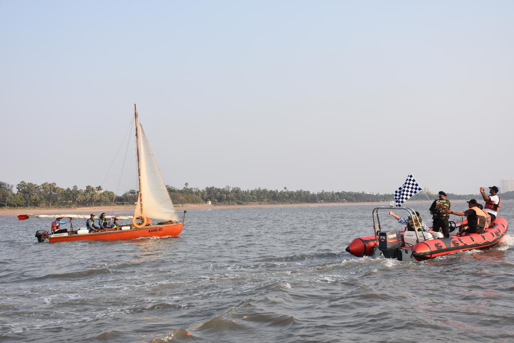 'Breeze of Independence'

Blue Water #SailingExpedition covering distance of 570 Nautical miles between #Mumbai-#Goa-Mumbai by Young officers of #CorpsOfEngineers was flagged off by College of Military Engineering, #Pune.

#IndianArmy
#AazadiKaAmritMahotsav