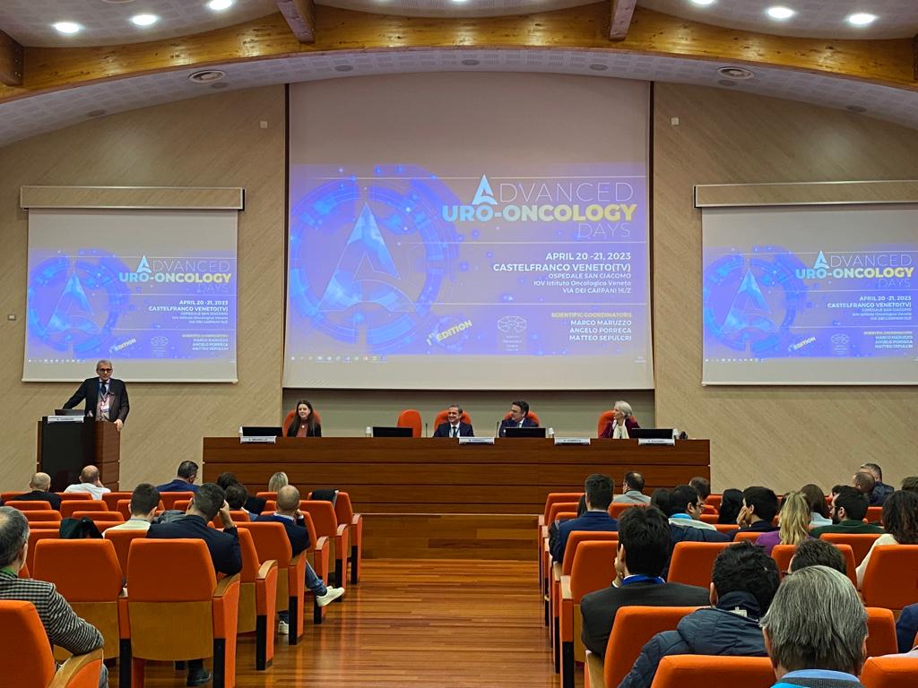 Iniziati i lavori di Advanced Uro-Oncology a Castelfranco Veneto presso l'Istituto Oncologico Veneto.
Responsabili Scientifici Marco Maruzzo, Angelo Porreca, Matteo Sepulcri. 
@mat_sepu
@marcodoc