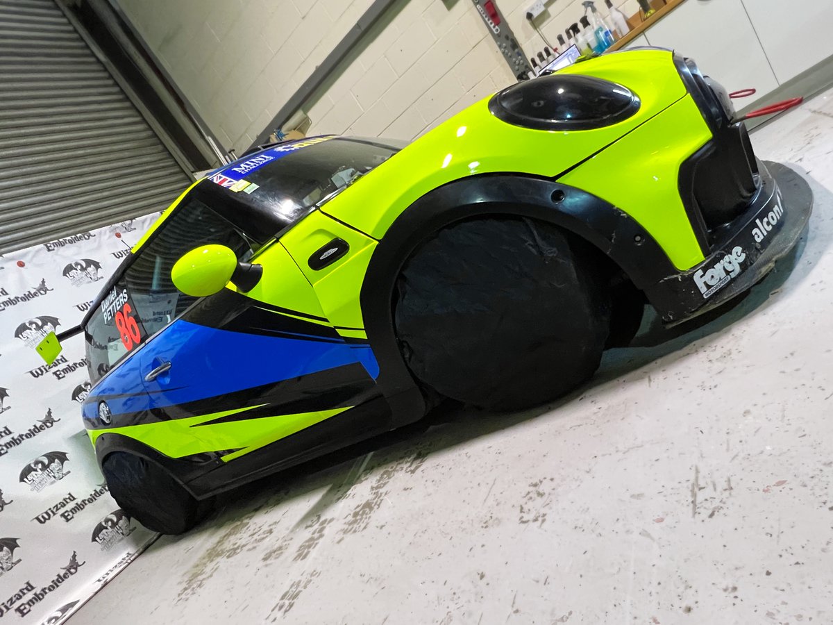 LNGraphicDesign's tweet photo. We're so excited to finally be able reveal both Dan & Jamie Petters 2023 #PettersRacing JCW Mini #colourchange liveries #wrapped here at L & N Graphic Designs
#lngraphicdesigns #customwraps #wrap #wraps #colourchange #racecarwrap #racecarlivery #jcwmini #minichallange #btcc https://t.co/UyEMQ0gxS8