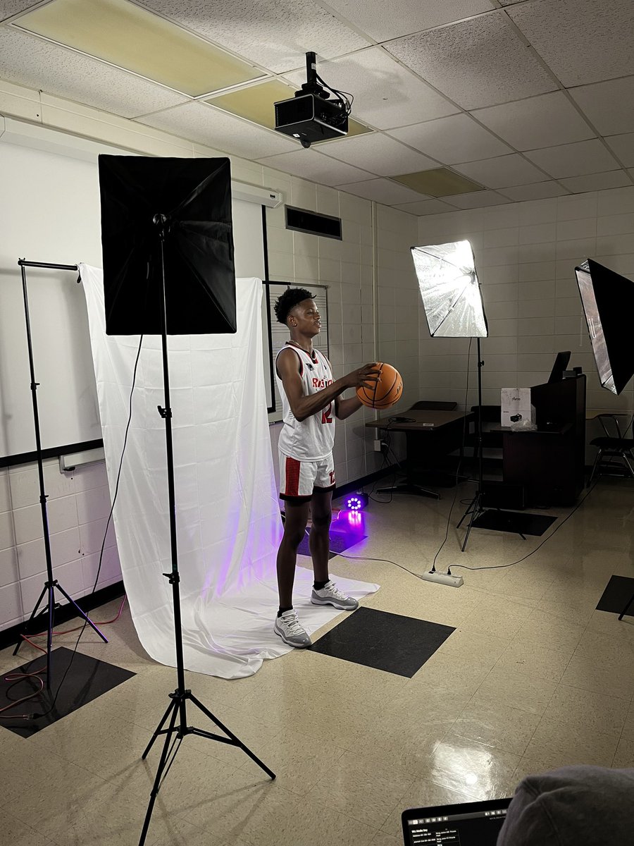 Dylan Shields tweet media