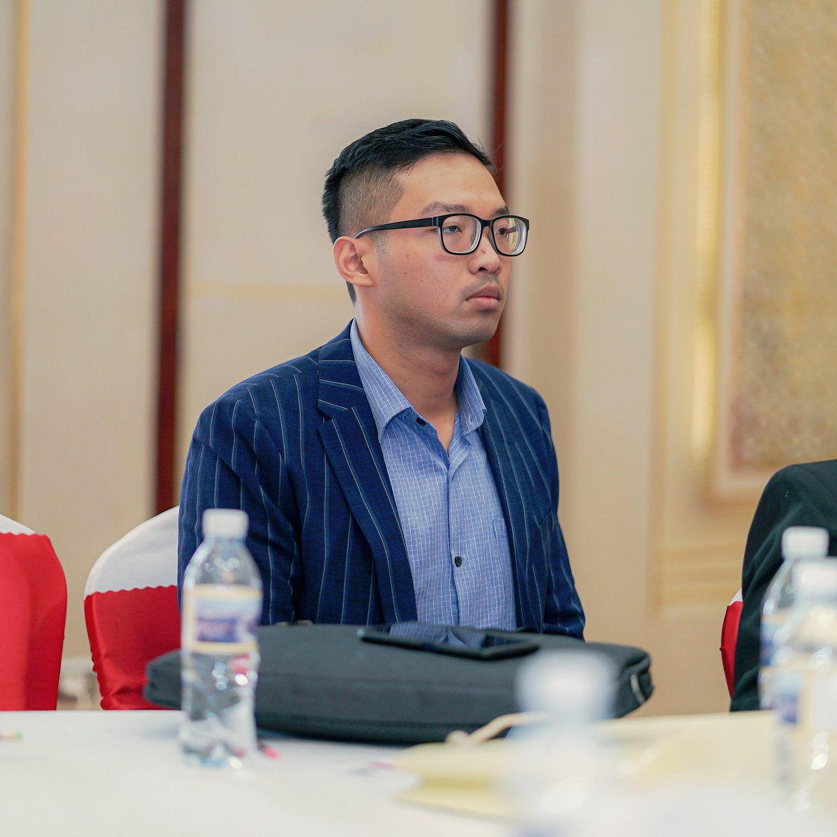 PitouRithy's tweet photo. #NewProfilePic https://t.co/SOzd7oBqBw