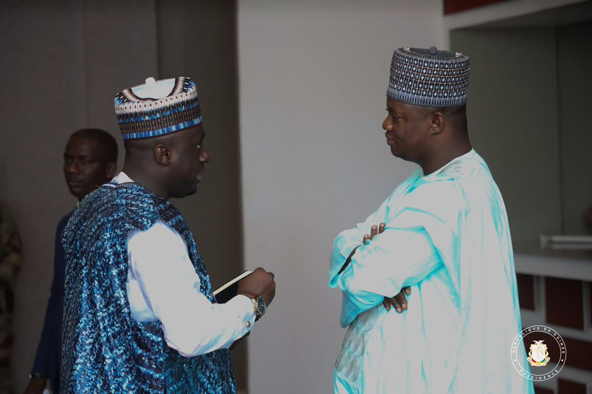 Dieu est grandeur, Dieu est justice, Dieu soit loué le Maître de l'univers.

Très bonne fête aux fidèles musulmans du monde de manière générale et ceux de  la Guinée en particulier par anticipation.

Meilleure santé à tous les malades.

Amine.