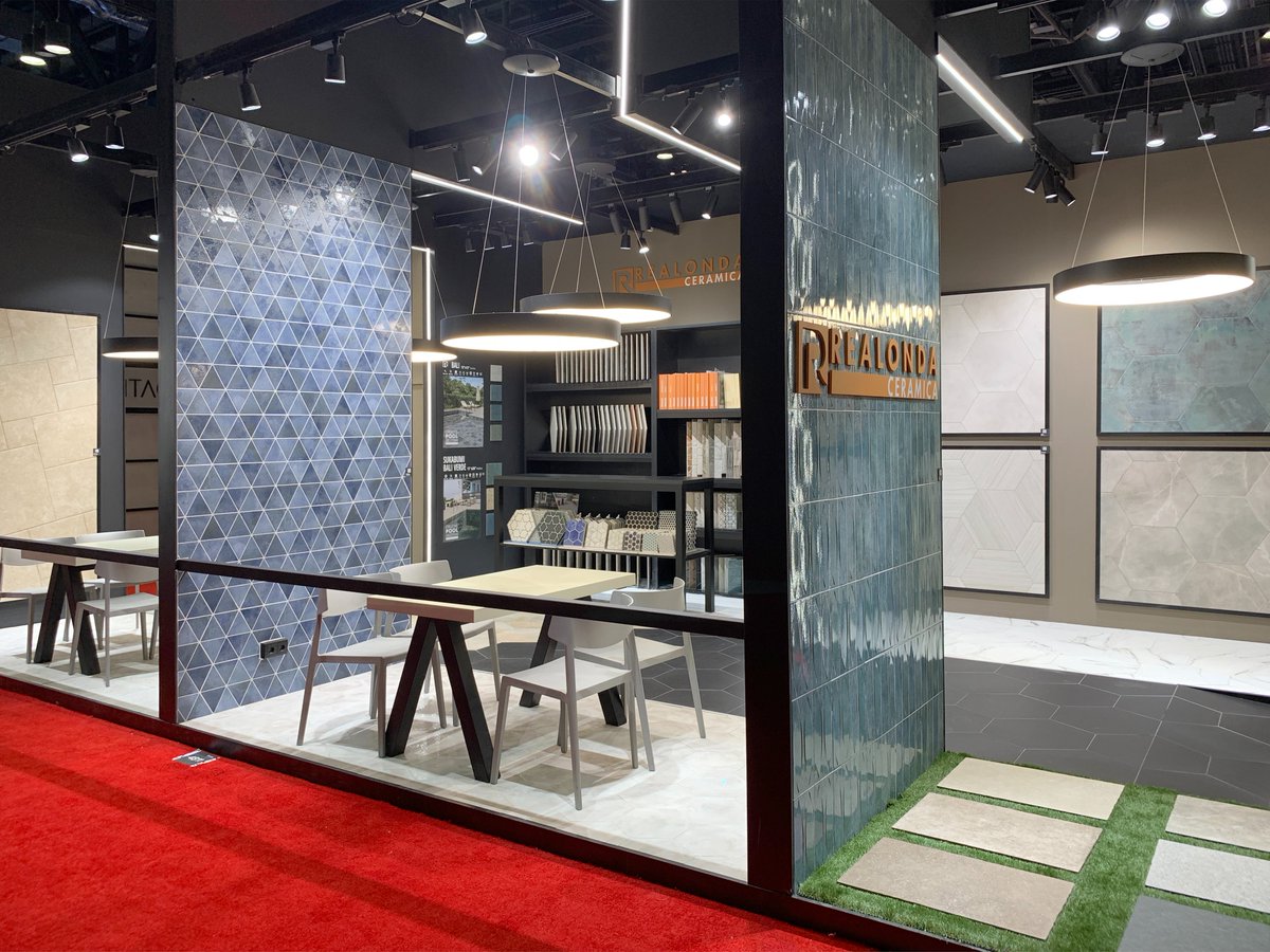 REALONDA1952's tweet photo. Day 3 at Coverings 2023 > Come to see our novelties! Meet us at Booth #4811 from 18 to 21 of April, Orlando (Florida)
#Realonda #madeinspain #tileofspain #Coverings2023 #Coverings23 #coveringsshow #porcelain #ceramics #fair https://t.co/Pe72z6fC6K