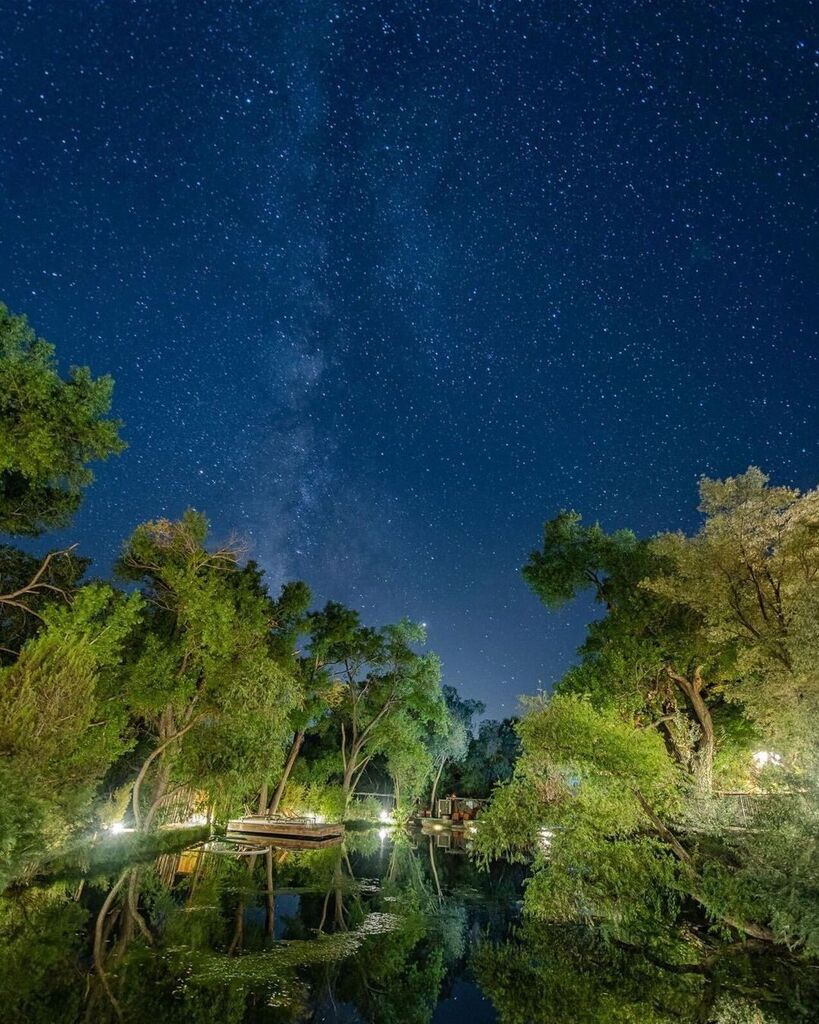 Powerful cosmic events happening today. We're feeling the vibes, are you? 

🌑 New moon in Aries for the second time in a row, a rare occurrence
🌒 Total lunar eclipse
🐂 Transition into Taurus season 

All point towards new beginnings, fresh starts, an… instagr.am/p/CrQ1_R6M3z5/