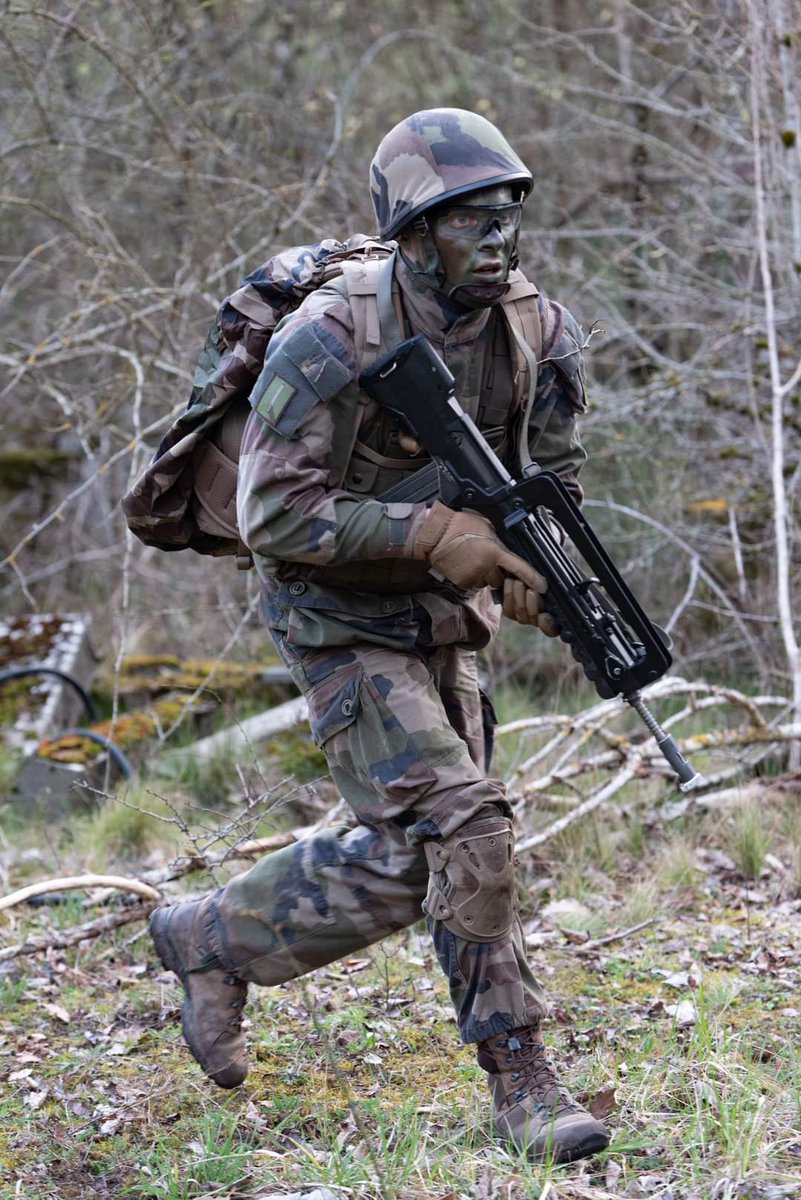 emia_tn's tweet photo. ORION 4 | Le @24e_ri unique bataillon de réserve en IDF, contribue fortement à l’exercice #Orion2023 avec un état-major tactique de réserve et 3 compagnies. ➕️ de 300 réservistes du #24RI actuellement employés sur des missions de protection de la zone arrière des combats. https://t.co/BJECAnfVKi