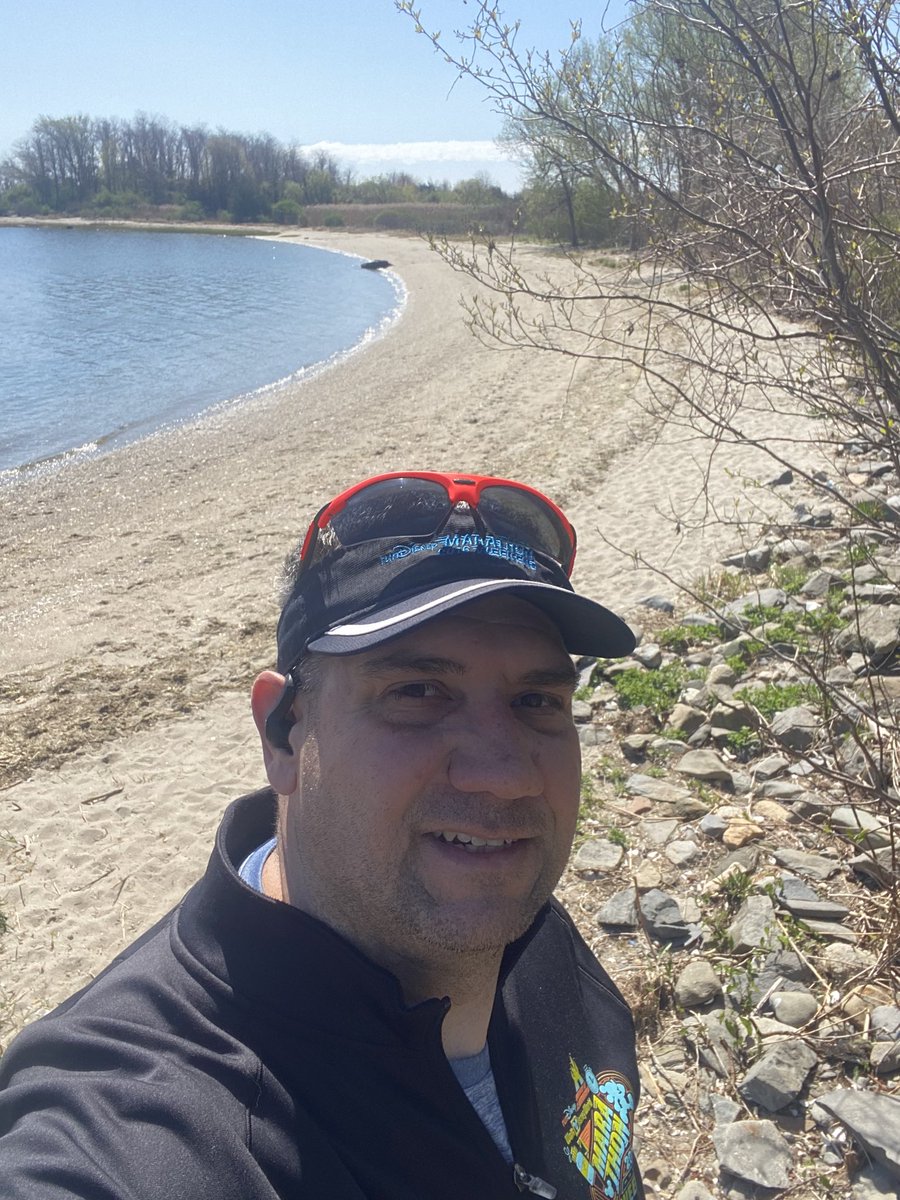 ScottrunsDisney's tweet photo. Got some miles in, in this gorgeous weather! #running #RhodeIsland https://t.co/Pkce28FzFj