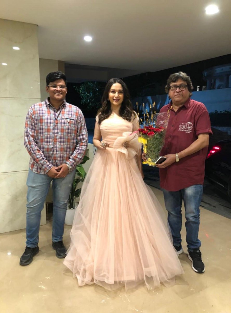 Madhuri Dixit - The Empress tweet media