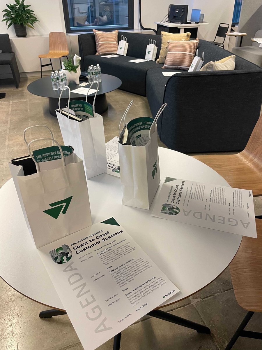 🎉 We had an amazing time at our #customerevent yesterday! But don't worry if you missed out - Join us for a half day on-site in San Francisco on June 8th to network, learn from peers, and discuss ABM best practices. 🎟 Register now: bit.ly/3AhKPtM
#b2bteams #abmsuccess