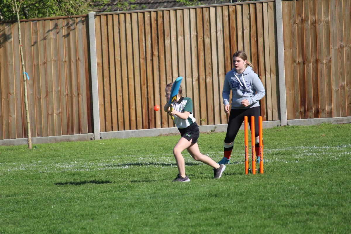 The thud of ball on bat, shouts from excited fielders, screams of encouragement for the batters and pupils running in all directions. It’s the start of the cricket season and after school cricket for Years 4-6 kicked off this afternoon. #cricketseason #crescentschool #trinityterm