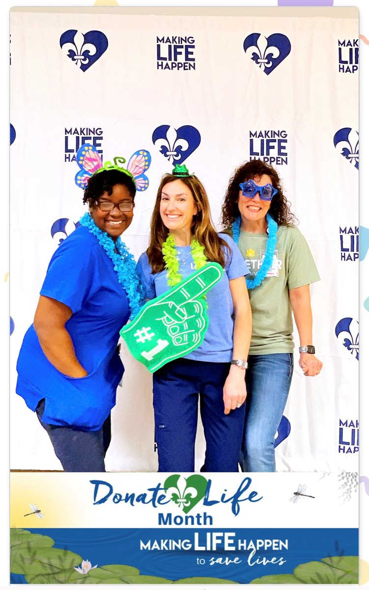 Today is LOPA Blue and Green Day to raise awareness of organ and tissue donation. I (LifeShare Tissue Services) participated in this event at Ochsner Shreveport on last week.