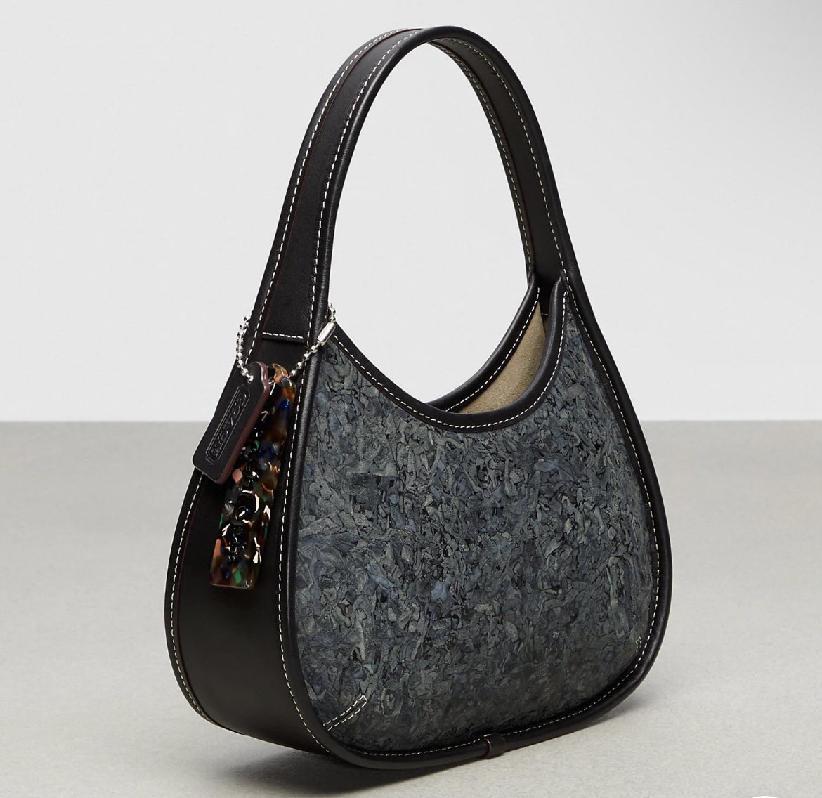muglare's tweet photo. I NEED HER BUT SHES SOLD OUT https://t.co/aDxGoBpR7X