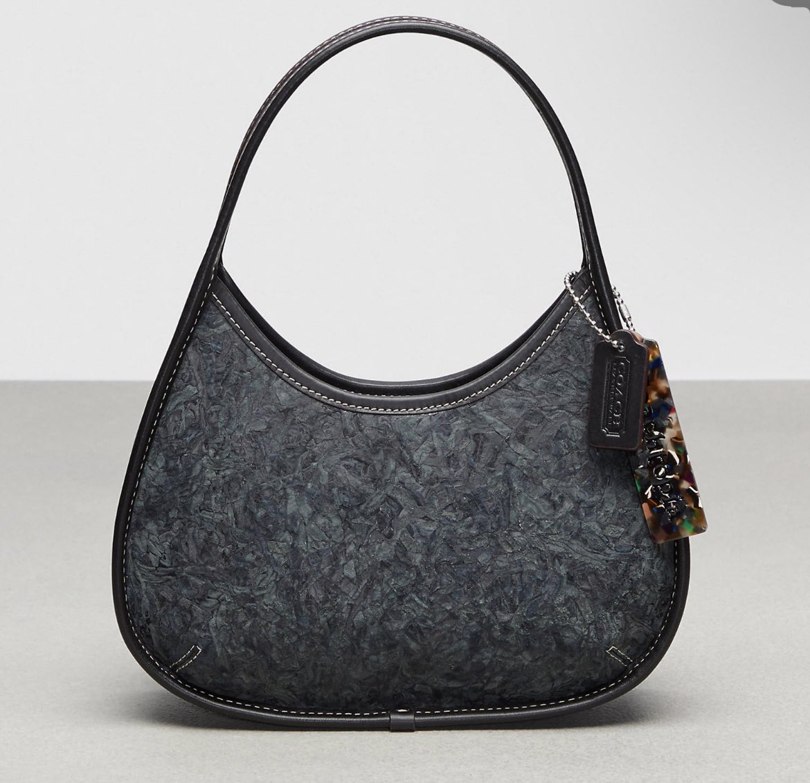 muglare's tweet photo. I NEED HER BUT SHES SOLD OUT https://t.co/aDxGoBpR7X