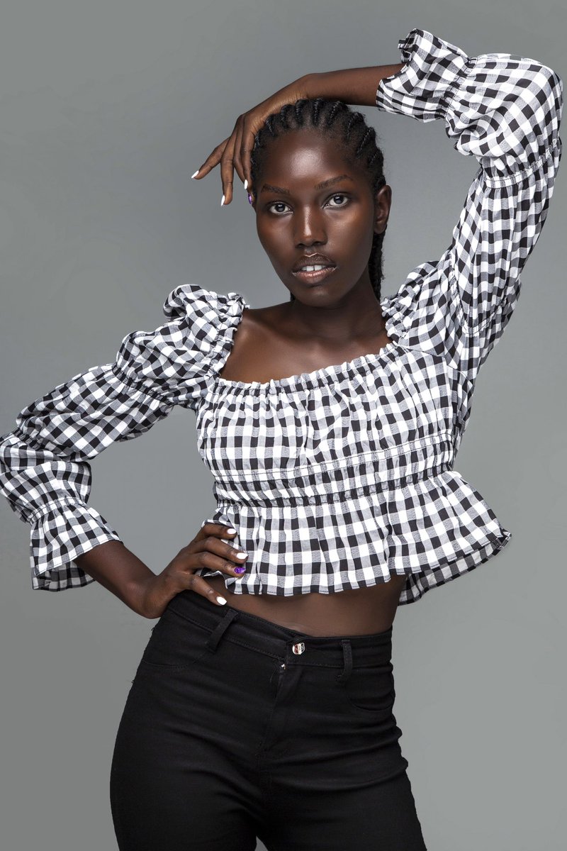 crystalmodelsUG's tweet photo. Hello, week!!
Gorgeous Okure Lydia 

shot by @manzi_rolland
Directed by @ronniensubuga0 

#joincma #cmagirls #crystalmodelsafrica #cmacrystals https://t.co/tcQpoYpins